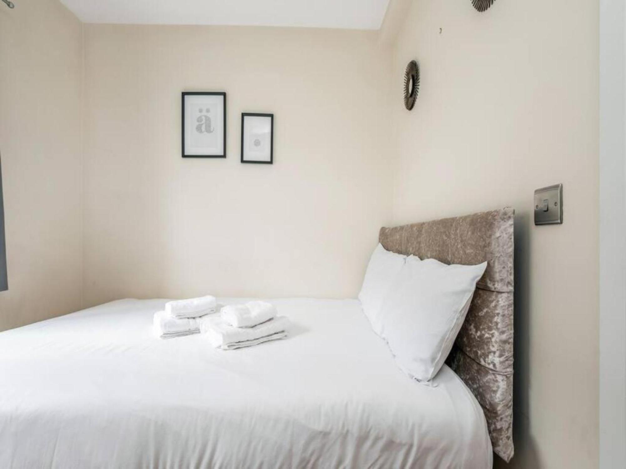 Pass The Keys Ealing Queen Of The Suburbs 2Bd Apartment Londres Exterior foto